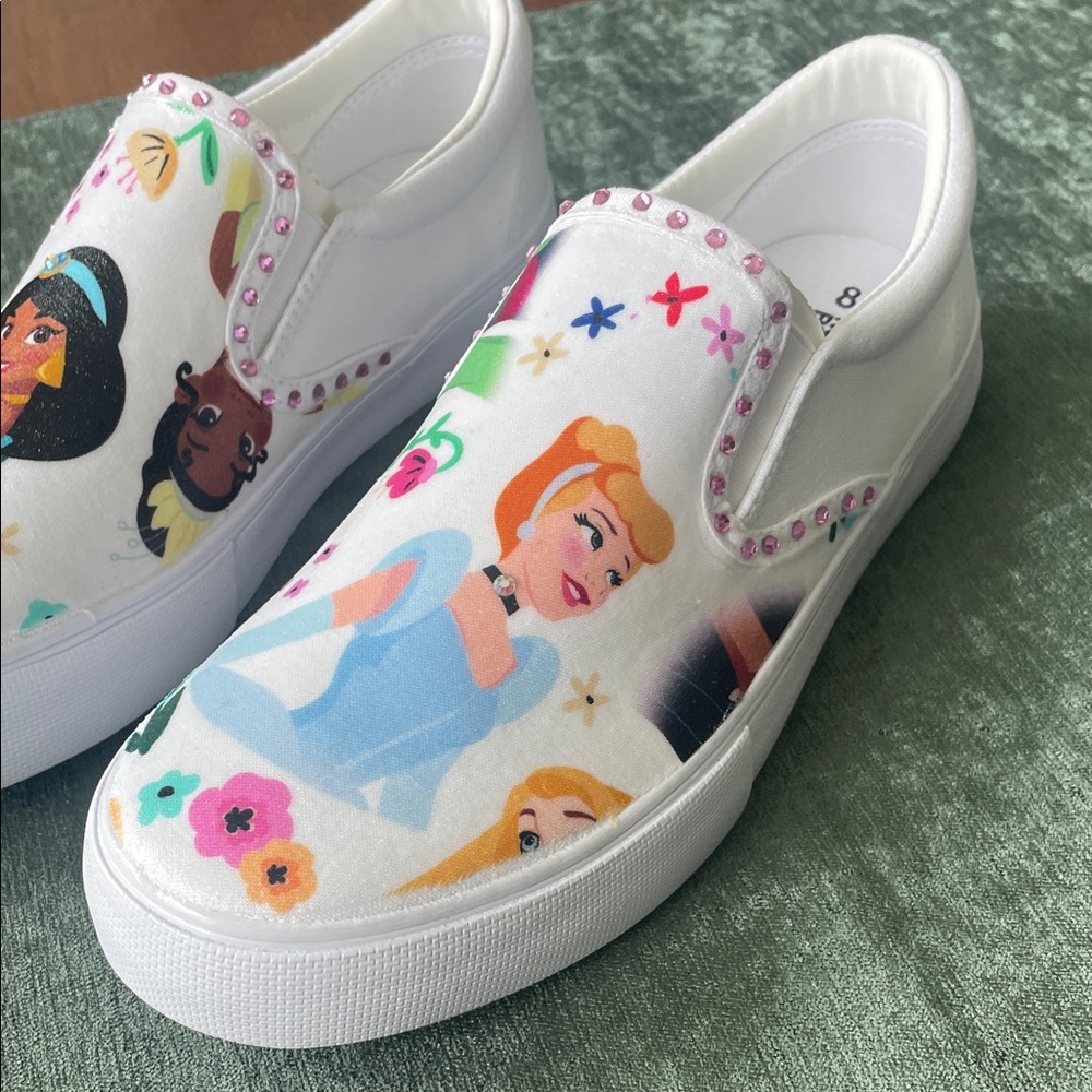 Woman’s Disney Princess custom Slip-On sneakers.with Cinderella and Jasmine. - Picture 2 of 10